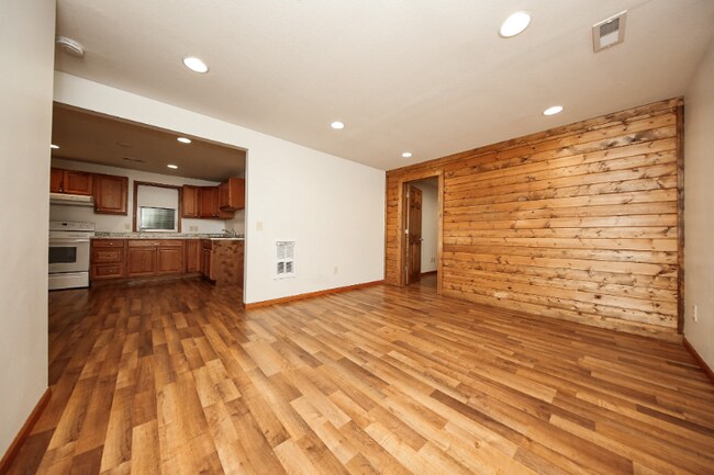 Photo - 808 S Grange Ave Unidad B