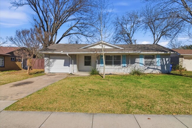 Photo - "Charming 3-Bedroom Retreat with 2 Full Baths in Farmers Branch"