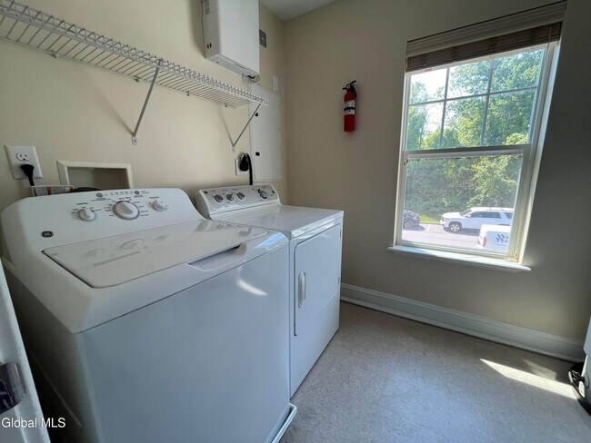 Photo - 60 Weibel Ave