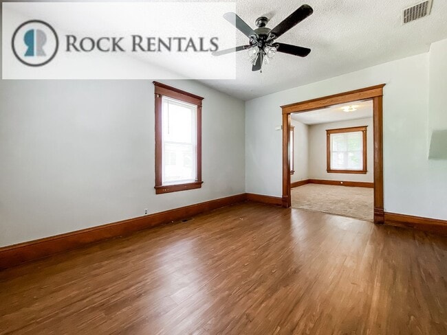 Photo - Large 4 Bed 2 Bath Home