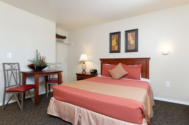 Photo - Siegel Select Casa Grande