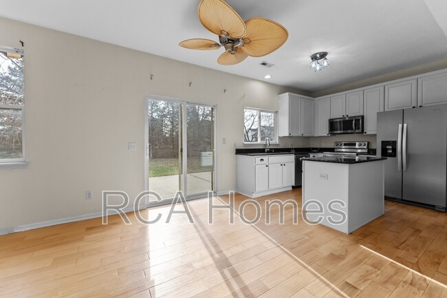 Photo - 45 Wisteria Way