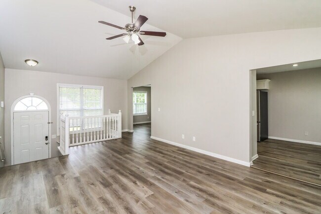 Photo - 7817 Cambridge Dr