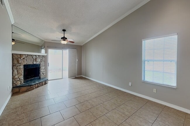 Photo - 111 Hidden Arbor Ct