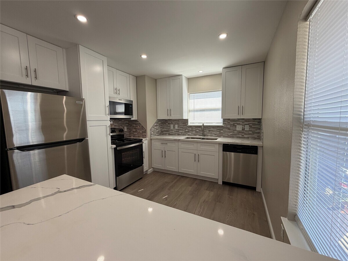 Photo - 3113 Arbor St Unidad 4