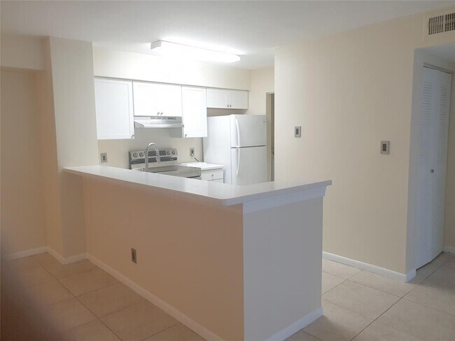 Photo - 520 S Park Rd Unidad 18-12