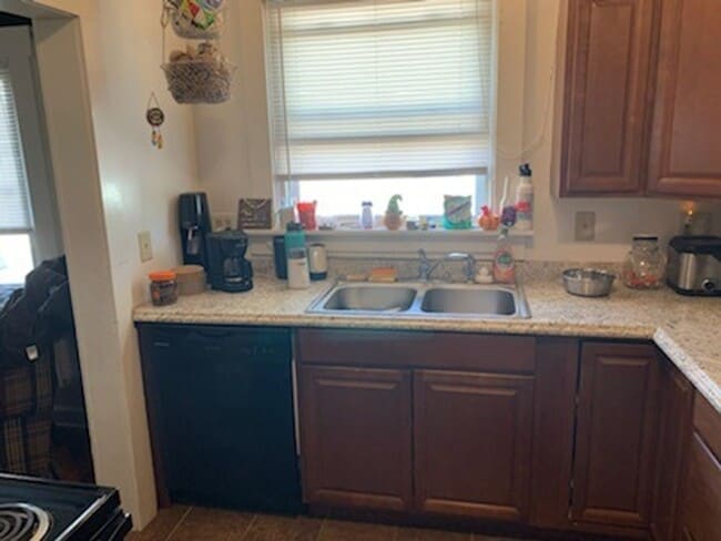 Photo - 2 BED with easy access to Downtown!