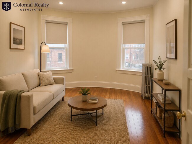 1587 Beacon St Unit 4