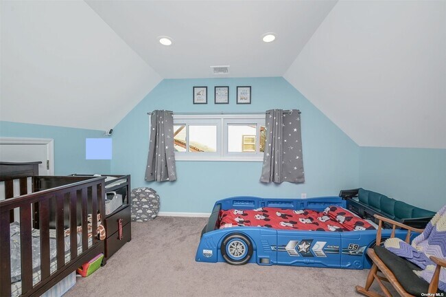 Photo - 11 Skylark Ln