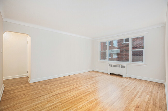 Photo - 340–376 Tillbury Avenue