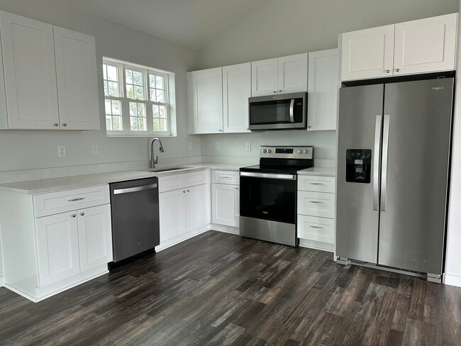 Photo - 524 N Raphael Rd