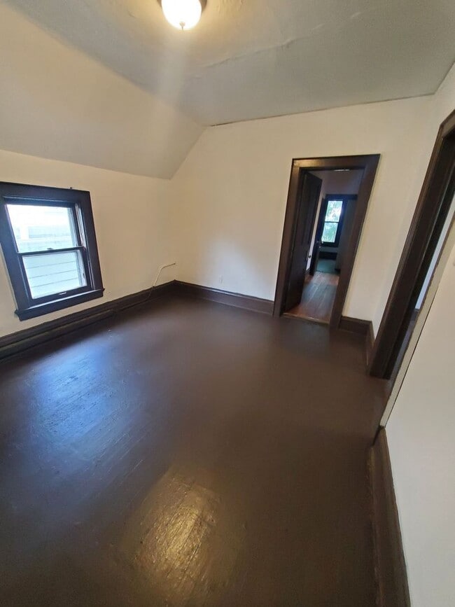 Photo - 2106- 2106A W Keefe Ave Unit 2106A (Upper)