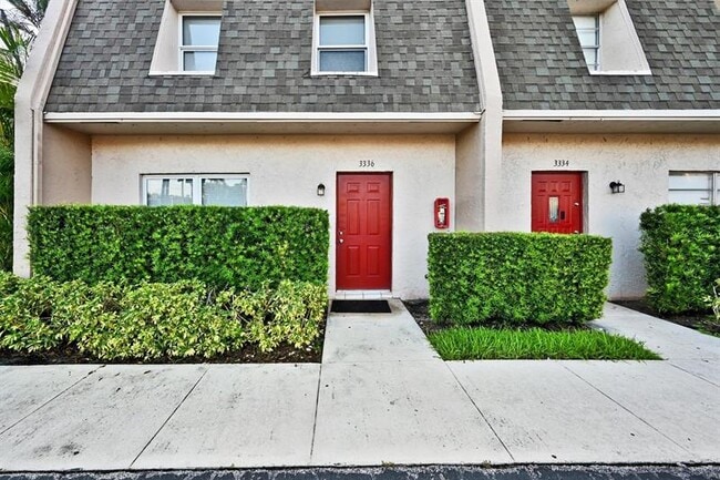 Photo - 3336 Quail Close