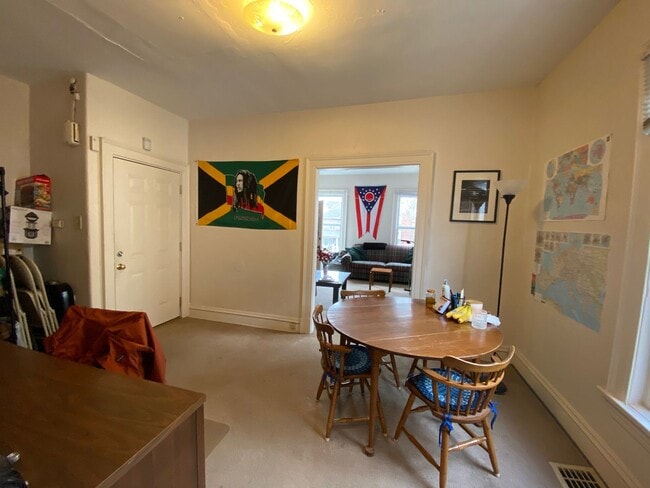 Photo - Neil Ave 1462-1464 HHR Unit 1464.5