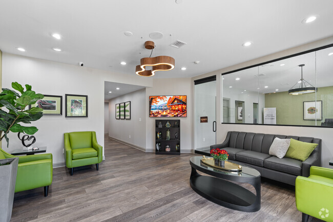 Lobby - The Glen at Lafayette Hill Apartments