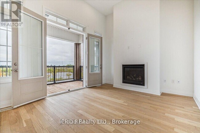 Photo - 925 Hickory Cres