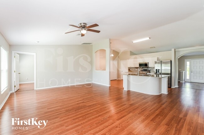 Photo - 3737 SW 1st Pl