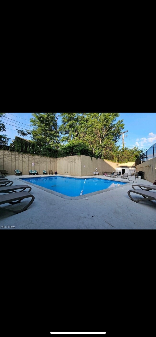 11811 Lake Ave Unidad 1007