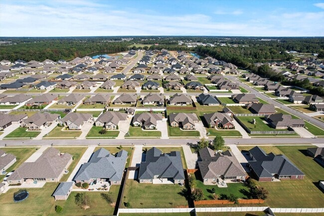 Photo - Immaculate 4 Bedroom Home Between Athens a...