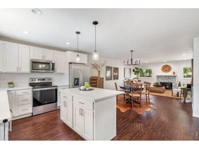Photo - 5434 Fossil Ct N