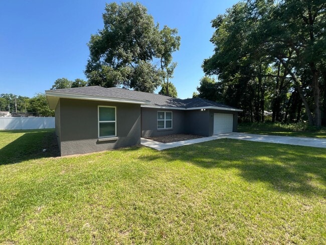 Photo - GORGEOUS 3 Bedroom, 2 Bathroom Home in Ocala!! Move In Ready!!!