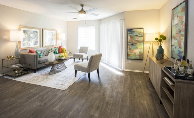 Photo - Sherwood Crossing