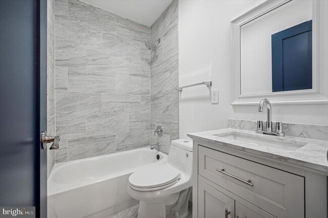 Building Photo - 2614 Sylmar St Unit 2 Rental