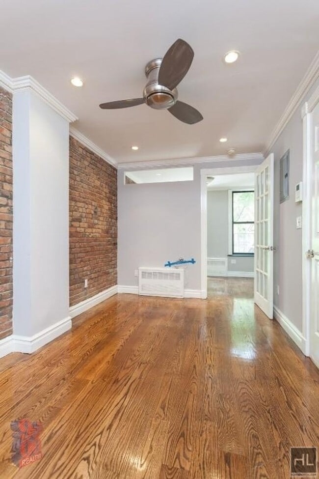 East 5th Street - East 5th Street Apartment Unit 3D