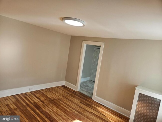 Photo - 334 N Market St Unit 2