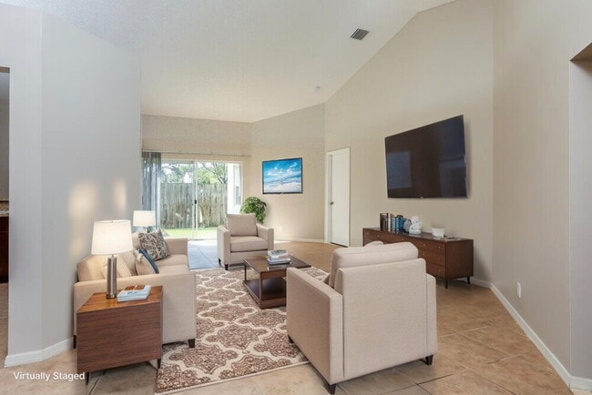 Photo - 180 Heatherwood Dr