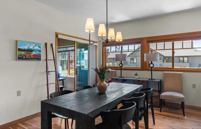 Photo - Stunning 4-bedroom/2-bath with pristine Mt. Views in Pine Meadow!