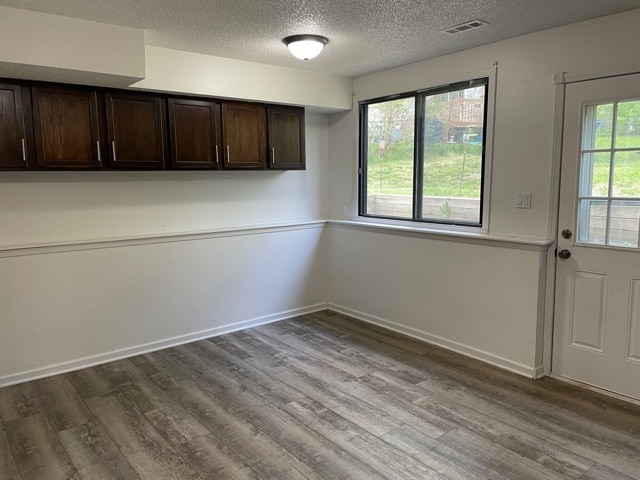 Eat in kitchen - 4200 Enden Ln