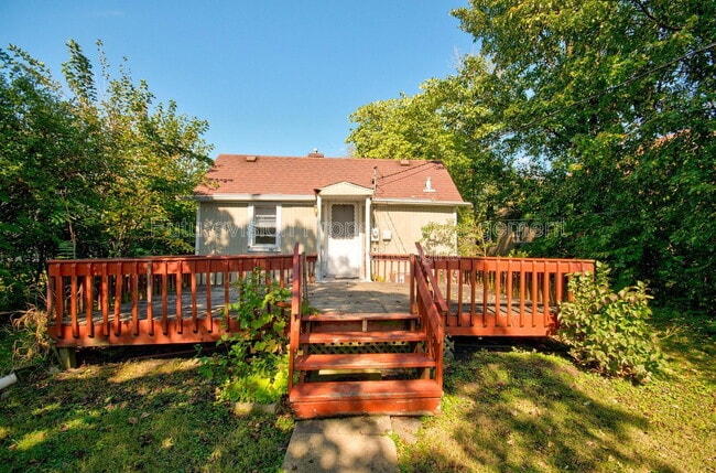 Building Photo - 1704 Belleview Ave
