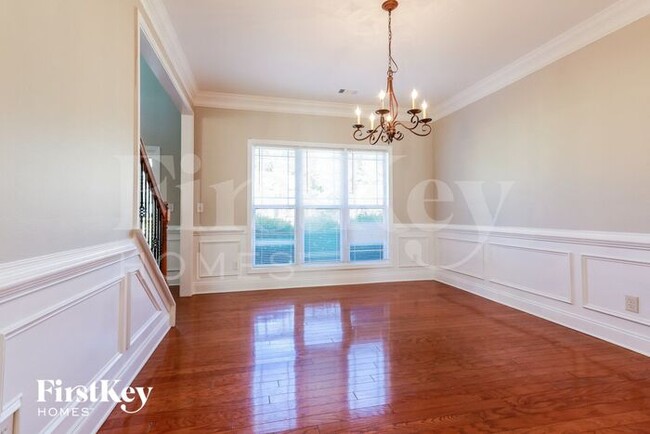 Photo - 455 Cooper Cir