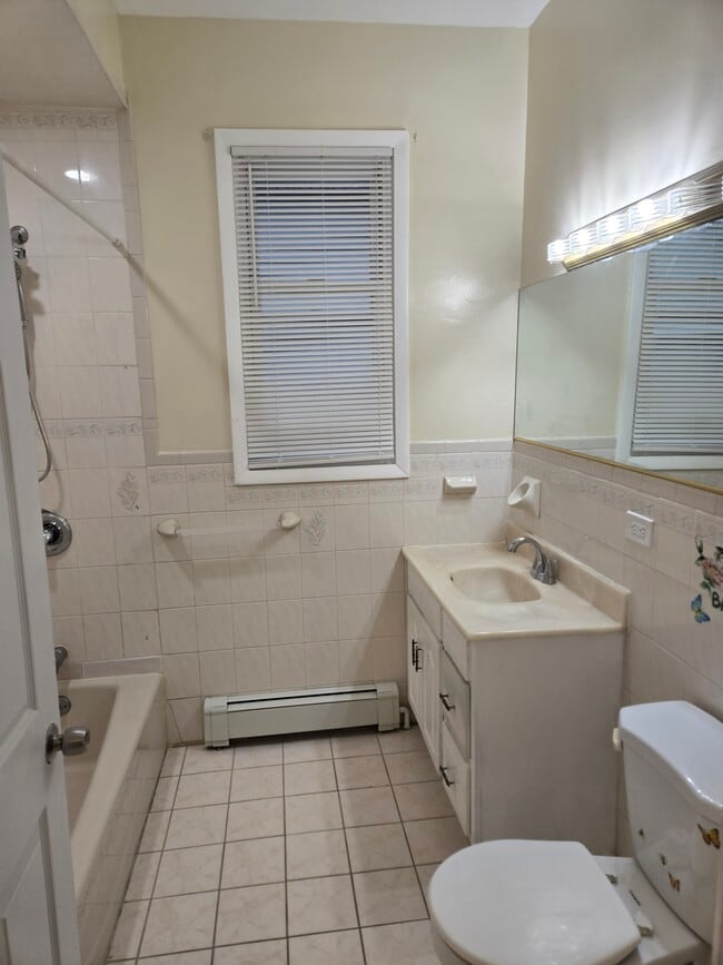 Photo - 330 W Palisade Ave