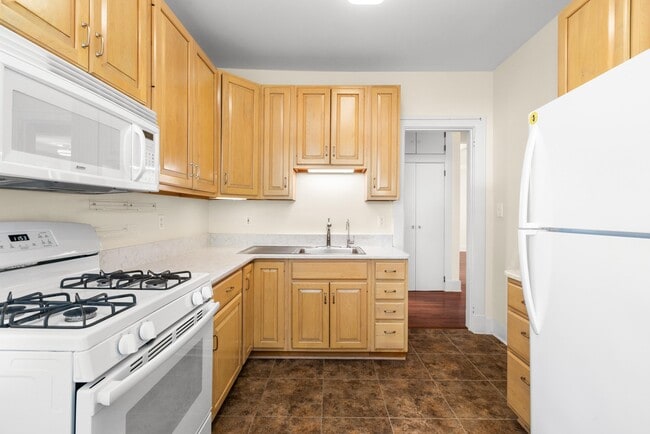 Photo - 350 Mountain Rd