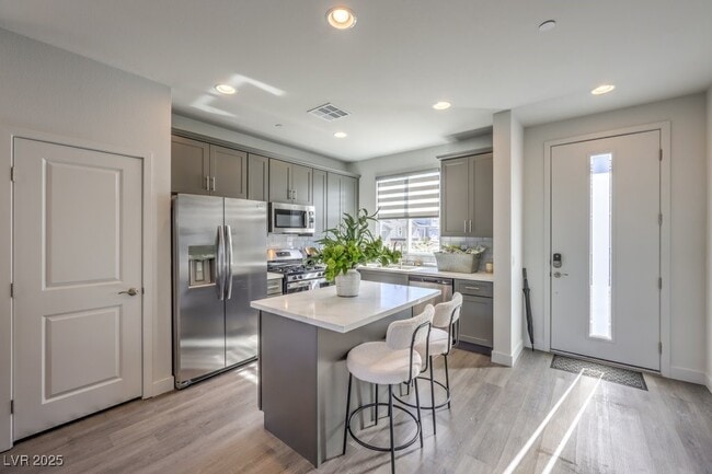 Photo - 9446 Venus Pt Ct