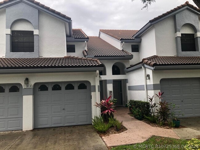 5427 Verona Dr Unit 1406