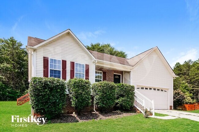 Photo - 231 Christianna Ct NW