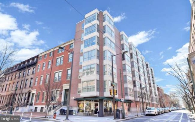 Building Photo - 301 S 11th St