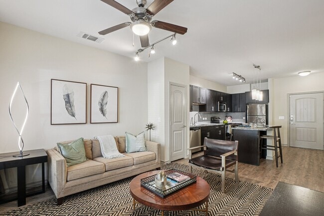 Photo - Mercer Crossing Apartments