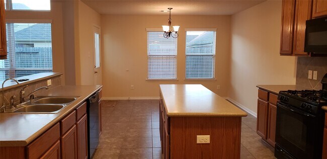 Photo - 9923 Yearling Pl