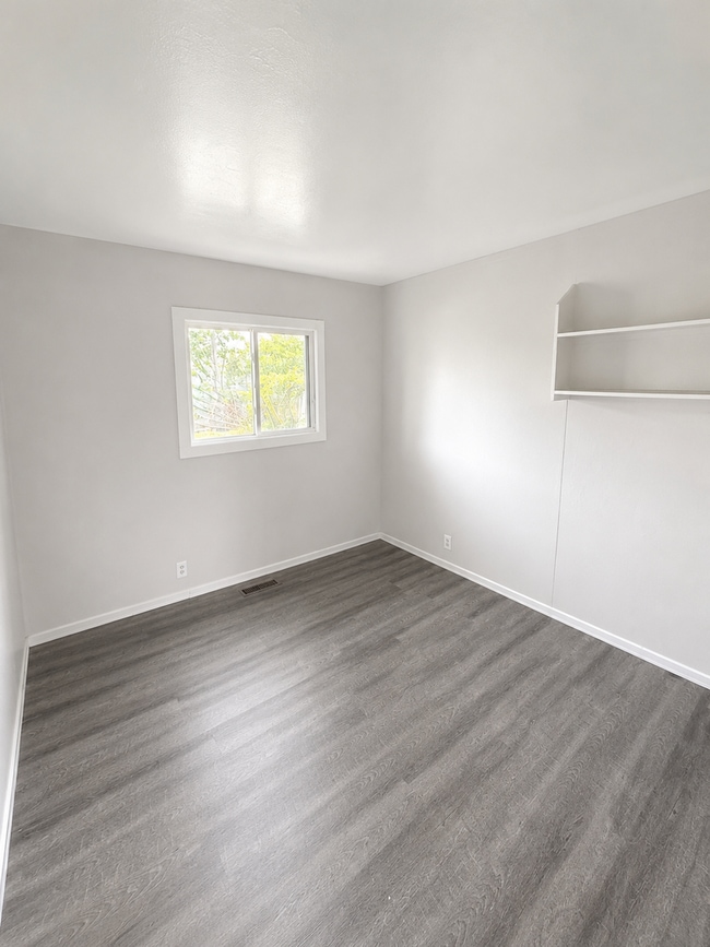 Photo - 1118 Ebeling Dr