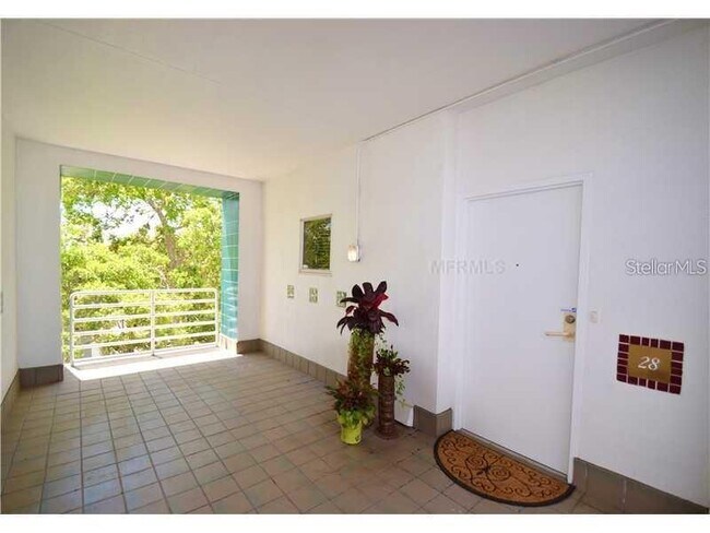 Photo - 4950 Bayshore Blvd
