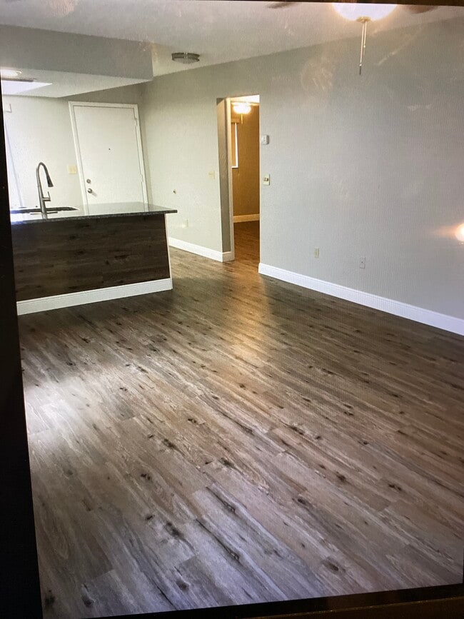 Photo - 7731 Danube Dr Unidad 7731