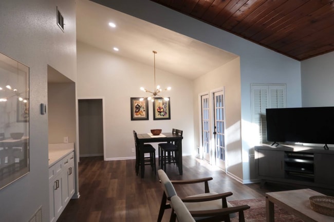 Photo - 15218 Bent Moss St