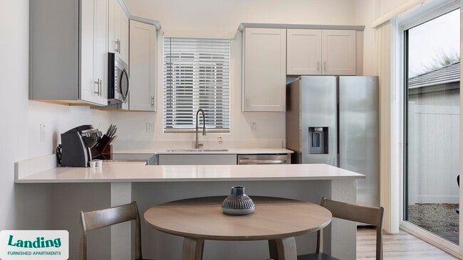 Photo - 8200 W Encanto Blvd Unidad 6