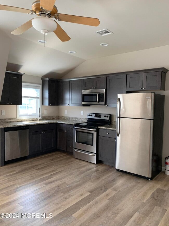 Photo - 207 Brinley Ave