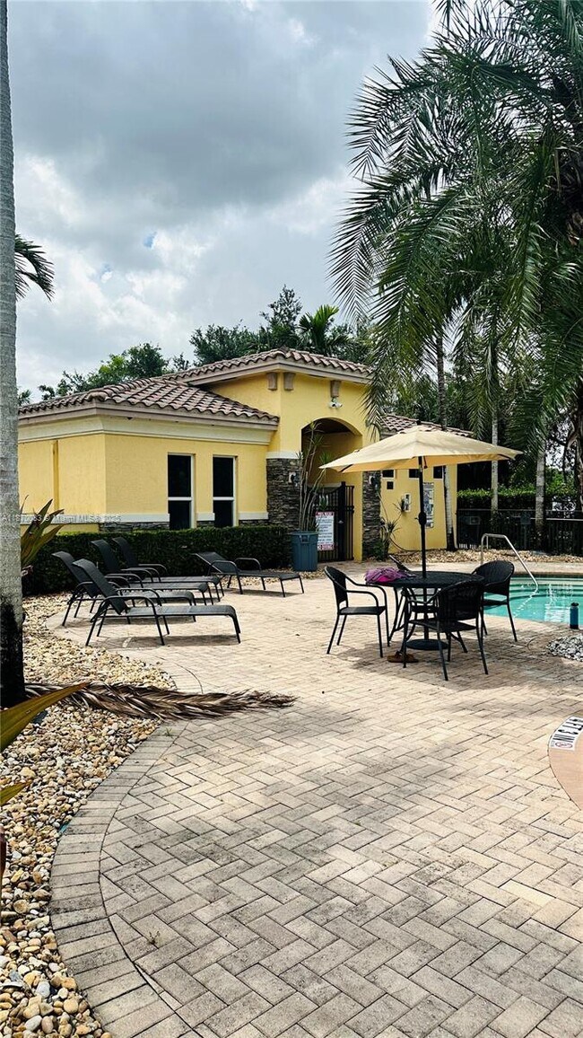 Photo - 5217 SW 78th Terrace