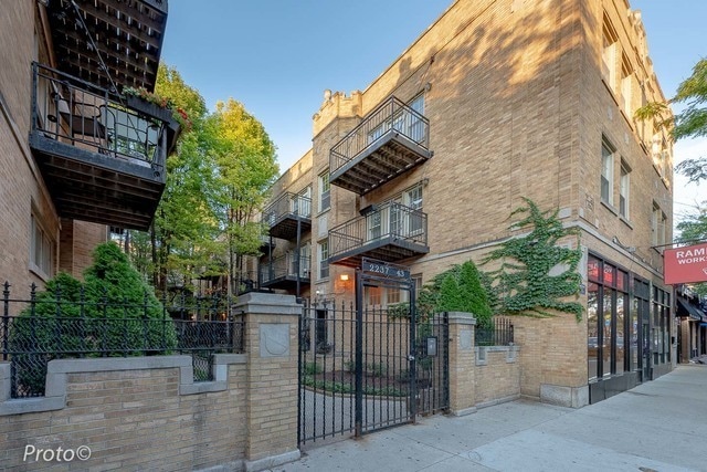 Building Photo - 250-2 N Lincoln Ave Unit 2A